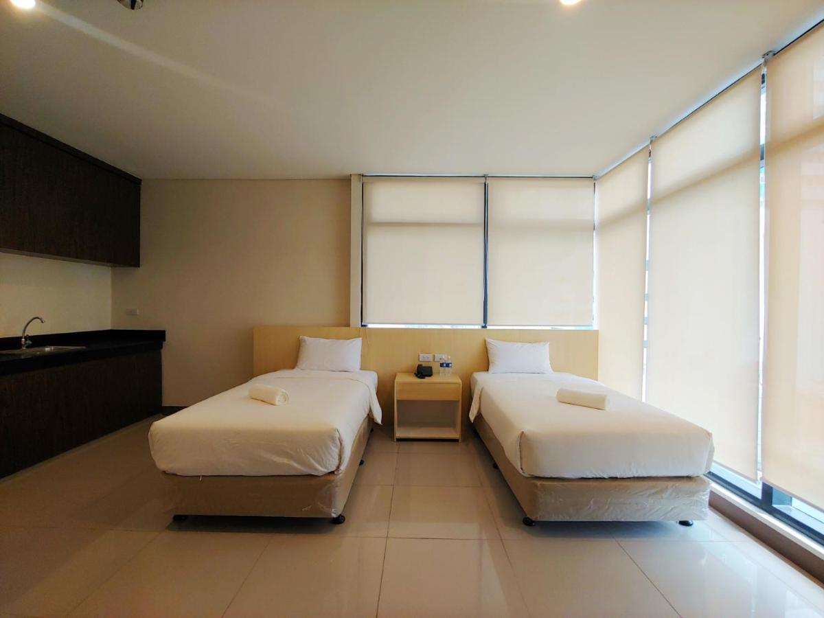 Kaizen Suites Manila Ngoại thất bức ảnh