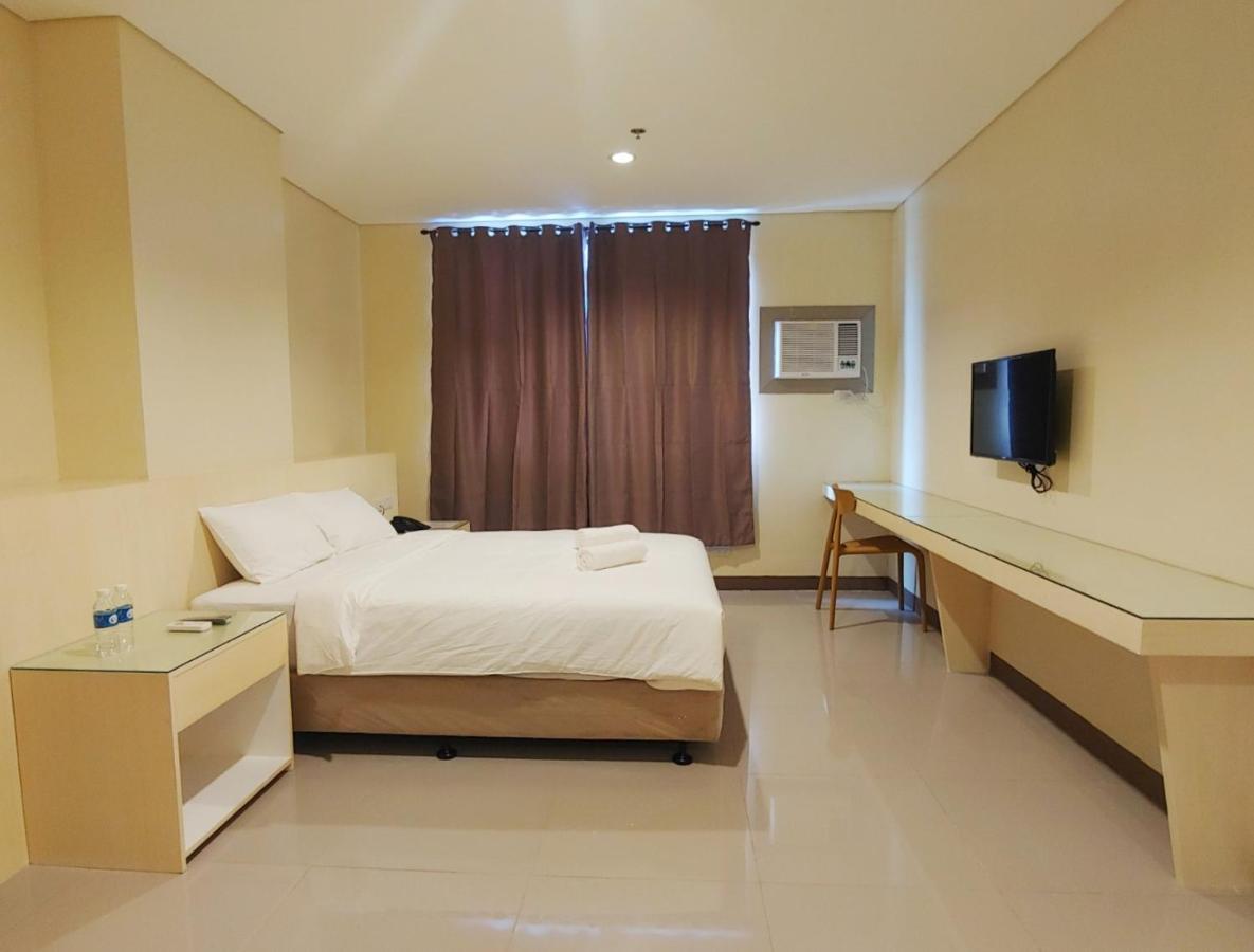 Kaizen Suites Manila Ngoại thất bức ảnh