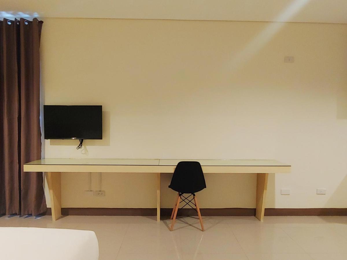 Kaizen Suites Manila Ngoại thất bức ảnh