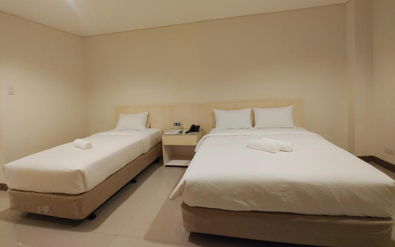 Kaizen Suites Manila Ngoại thất bức ảnh