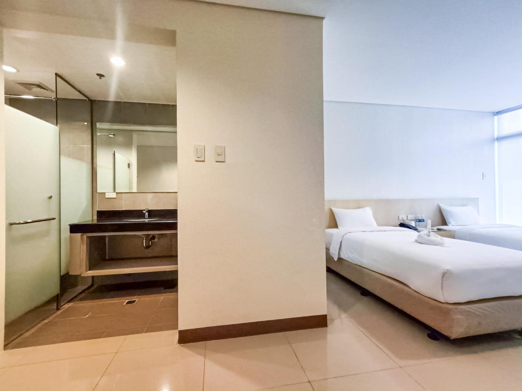 Kaizen Suites Manila Ngoại thất bức ảnh