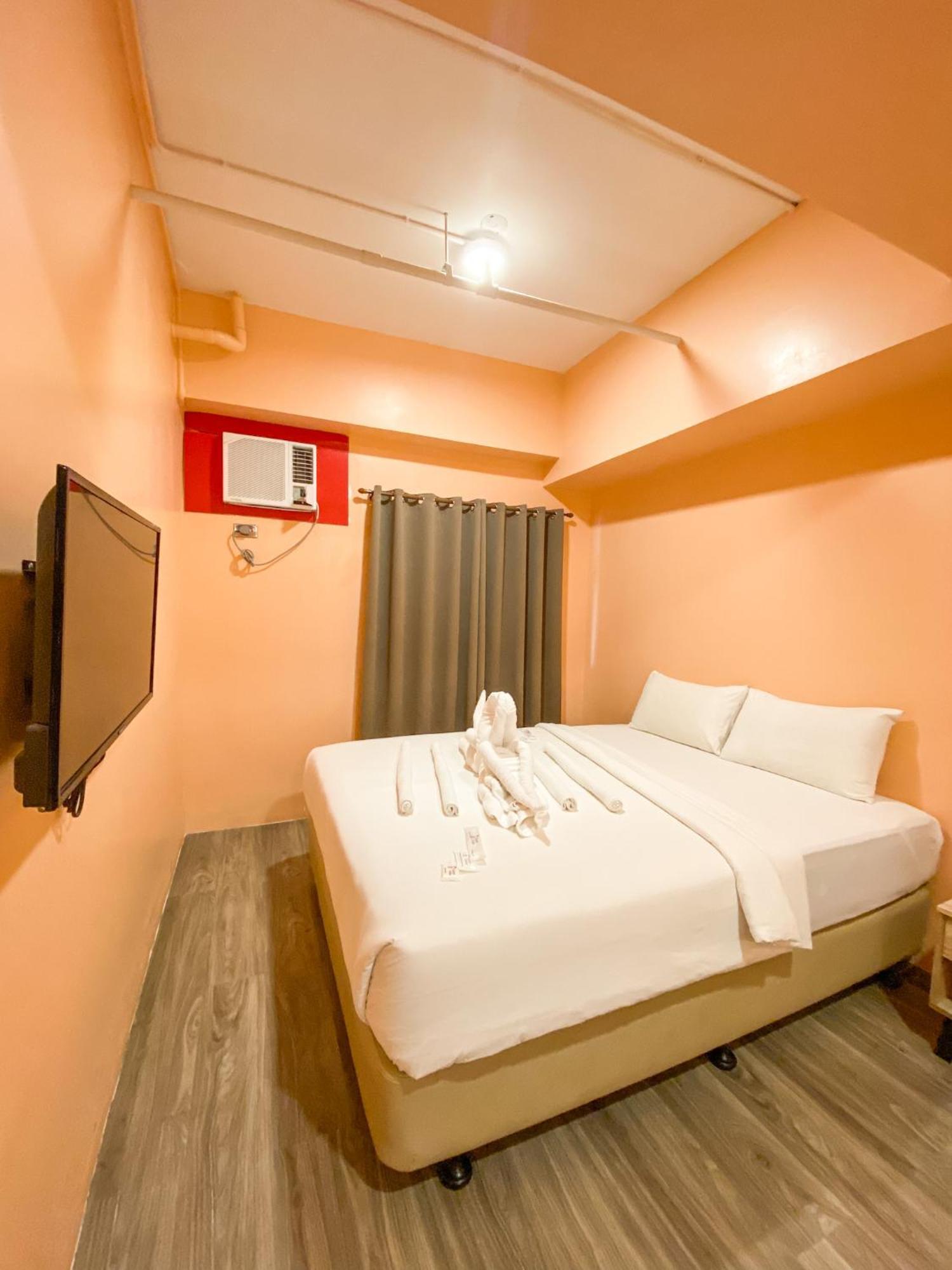 Kaizen Suites Manila Ngoại thất bức ảnh