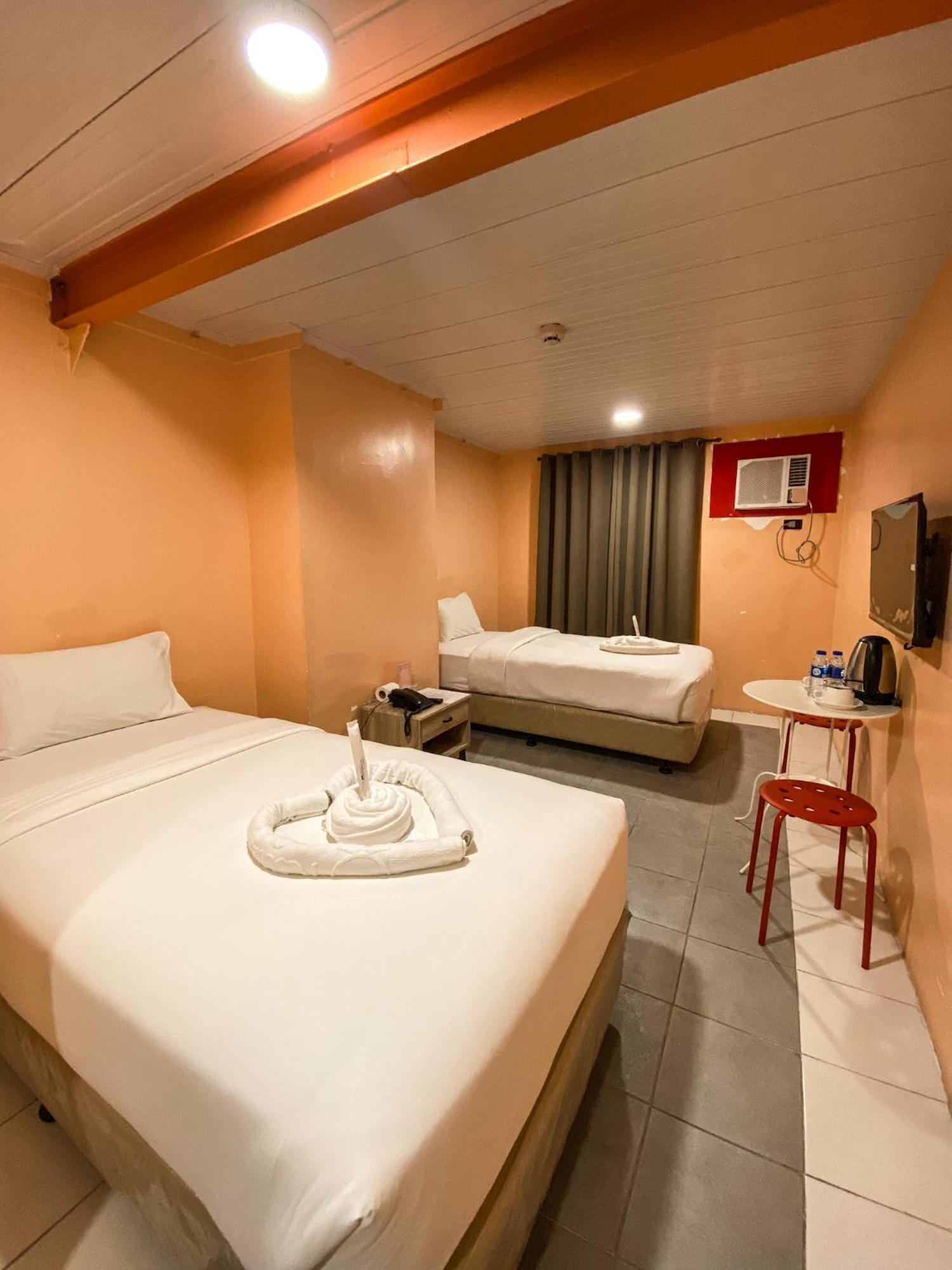 Kaizen Suites Manila Ngoại thất bức ảnh